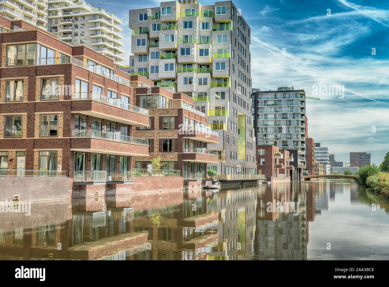 Amsterdam, De Boelelaan, Pays-Bas, 23/08/2019, les appartements modernes de l'Amsterdam zuidas, luxe, vivant, maisons Banque D'Images