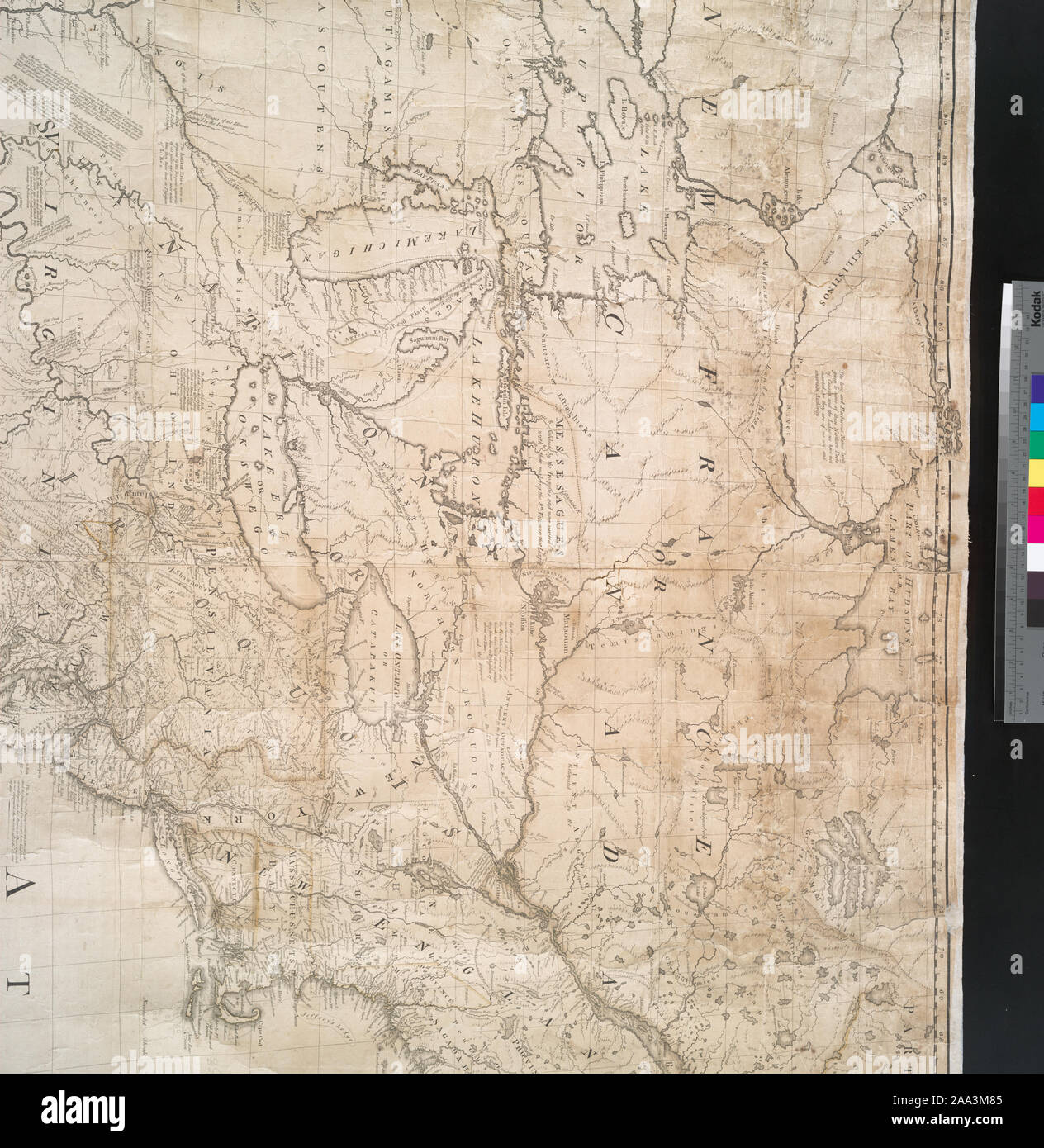 Citation/Référence : Ristow. A la carte, p. 10 Relief illustré de représentations imagées. Troisième impression de 1ère éd. ; Worcester, Mass.) montre, qui se distingue d'impression. Vendu par : Millar et en face de la rue Katharine Strand. Couleur de contour. Comprend le texte et insérer un nouveau plan de la Baie d'Hudson et le Labrador de la fin des enquêtes auprès des personnes côtes. ; une carte de la dominions Britanniques et Français en Amérique du Nord : les routes, les distances, limites, et l'étendue des colonies, humblement inscrit à la Très Honorable le comte de Halifax, et l'autre très honorable les lords commissaires pour le commerce Banque D'Images