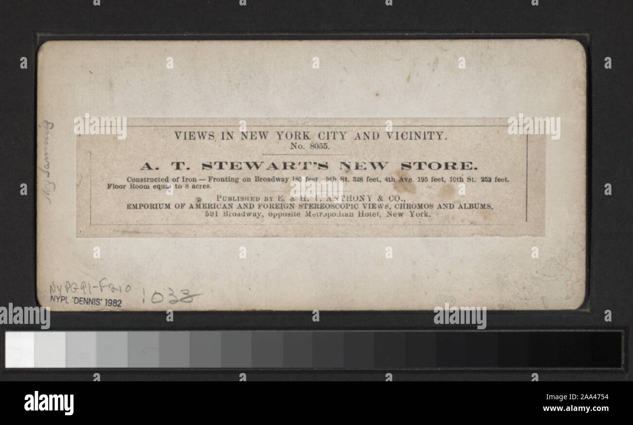 Comprend des vues par John S. Moulton, L. G. Strand, Anthony et d'autres photographes et éditeurs. Robert Dennis Collection de vues stéréoscopiques. Titre conçu par cataloger. Vues des marchés et des boutiques : variété et magasins de marchandises sèches, de l'intérieur d'un magasin de drogue, les maisons de vente aux enchères, marché de Manhattan y compris les intérieurs, les bouchers à Washington le marché, le marché sous l'East River Bridge ; comprend également des vues de Brooks Brothers, Lord & Taylor, Steinway Hall, un incendie à l'entrepôt de champ Cyrus W. et A. T. Stewart's store. Certaines vues en double. ; A.T. Stewart du nouveau magasin. Banque D'Images