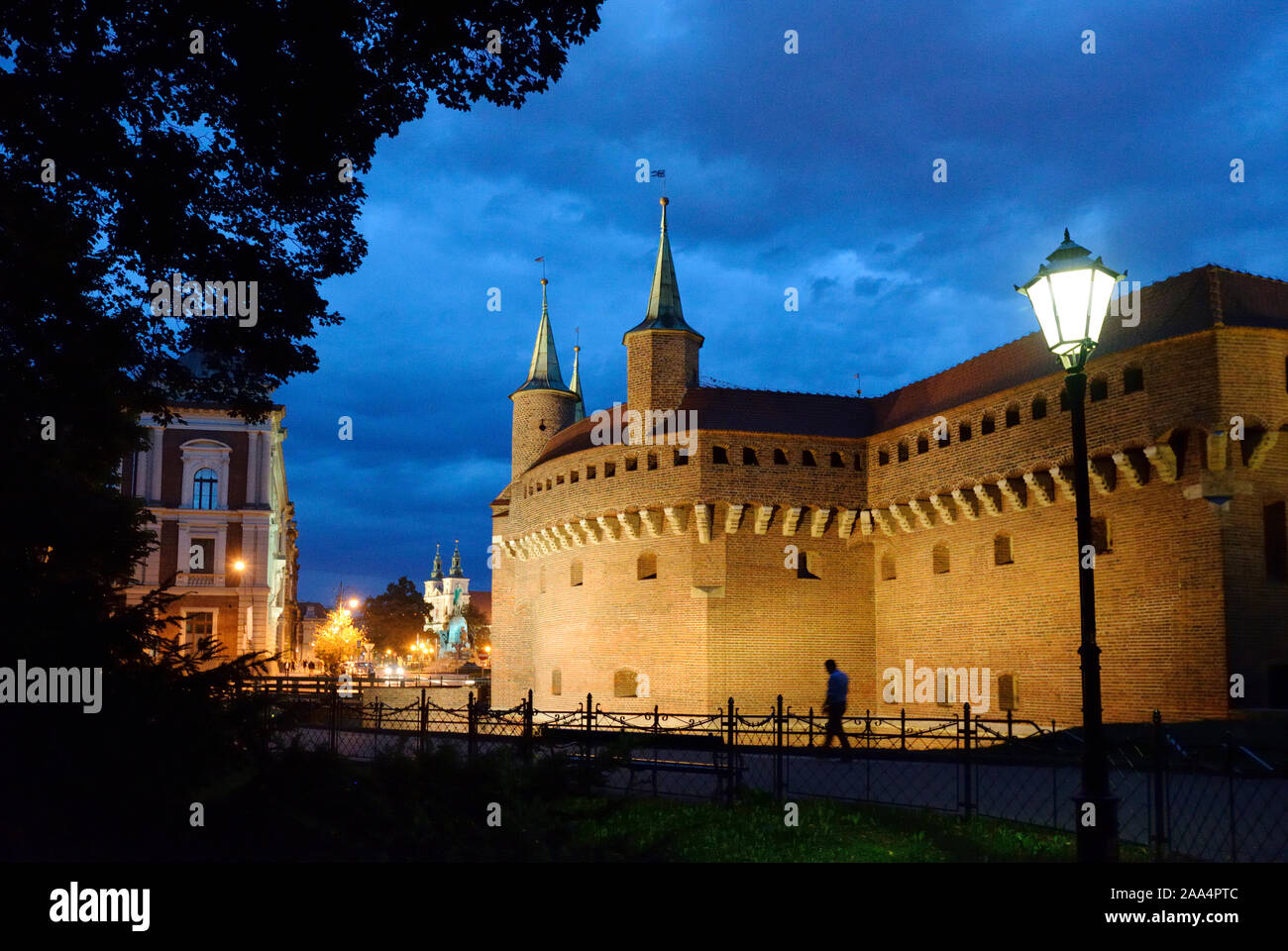 Le barbican de style gothique de Cracovie, datant de 1498, est l'un des rares à survivre en Europe. Site du patrimoine mondial de l'UNESCO, Cracovie, Pologne Banque D'Images