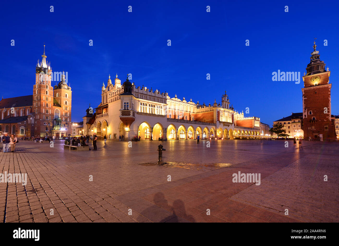 La place du marché (Rynek) de la vieille ville de Cracovie, Site du patrimoine mondial de l'Unesco. Cracovie, Pologne Banque D'Images