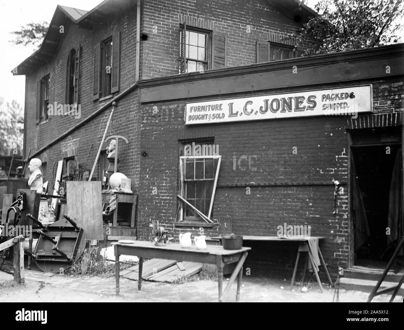 C.t. Magasin de meubles Jones ca. 1911-1920 Banque D'Images