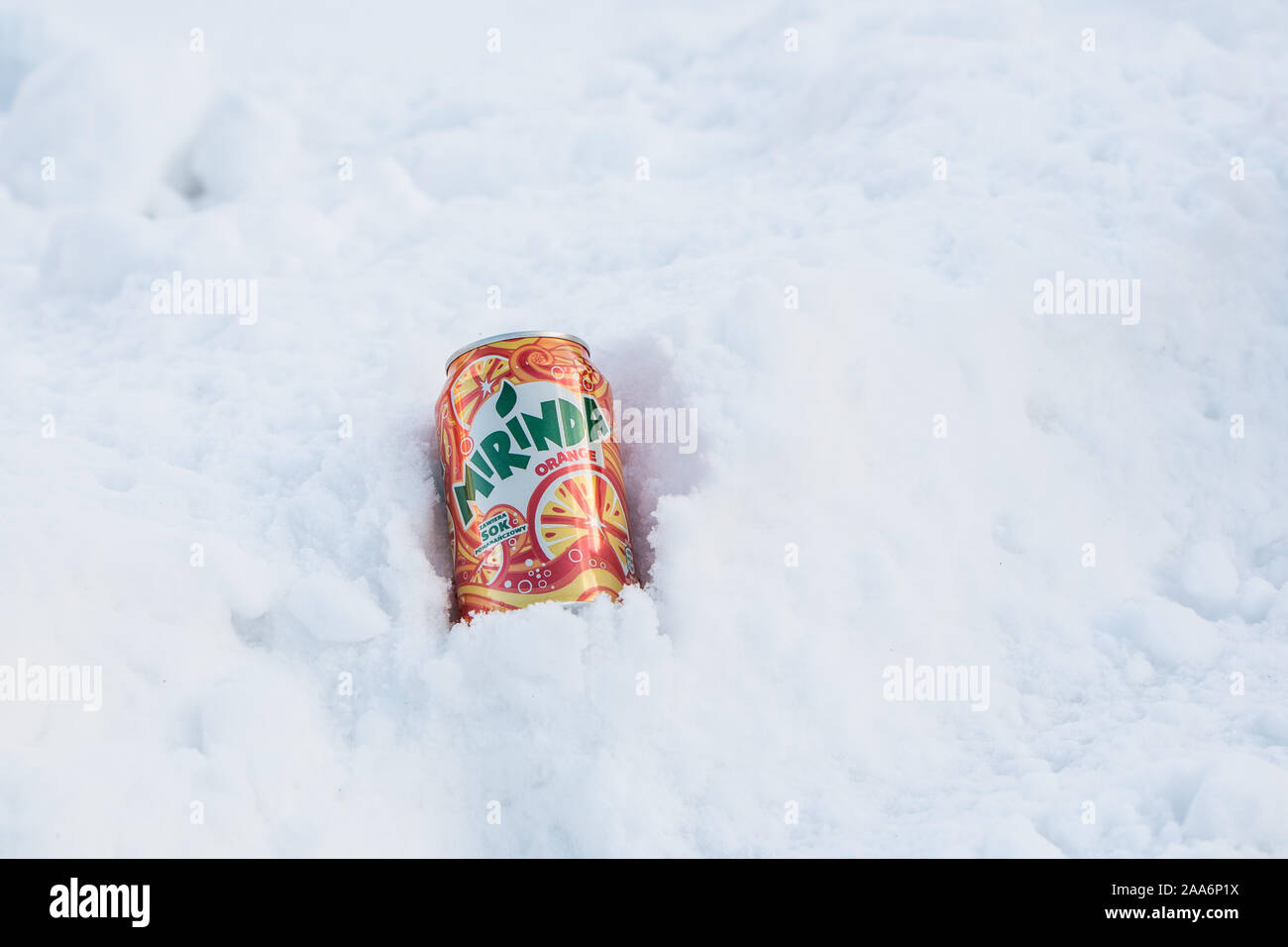 Peut de Mirinda soft drink. Créé en Espagne Banque D'Images