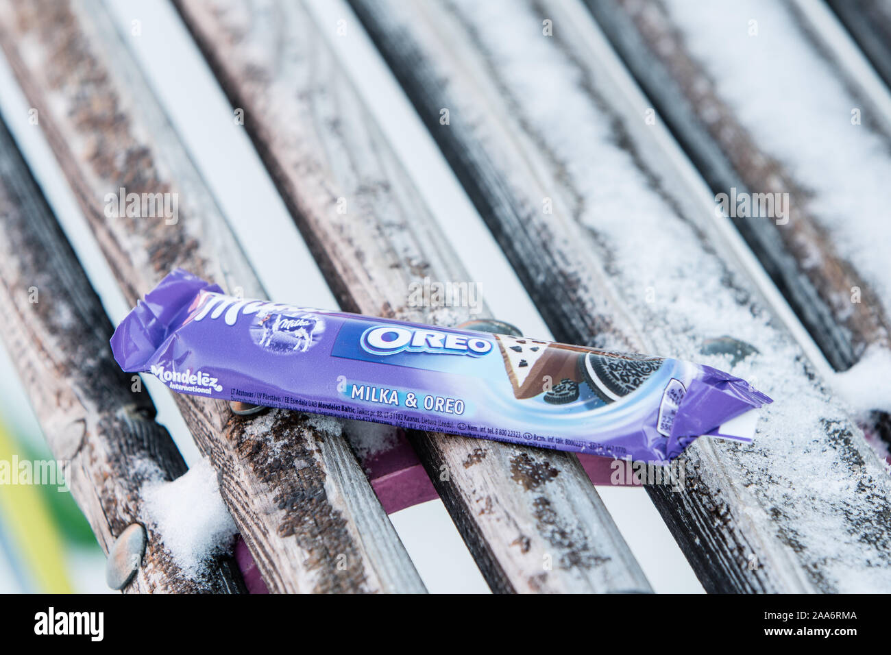 Milka Oreo et deux chocolats dans un bar Banque D'Images