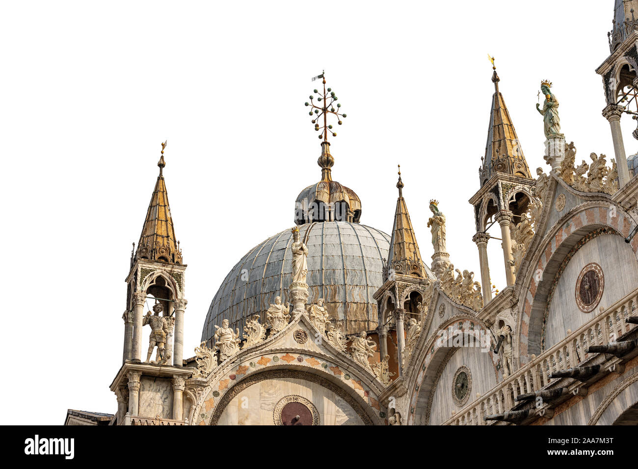 Basilique et cathédrale de San Marco (St. Marc l'évangéliste) isolé sur fond blanc, Venise, UNESCO World Heritage site, Vénétie, Italie, Europe Banque D'Images