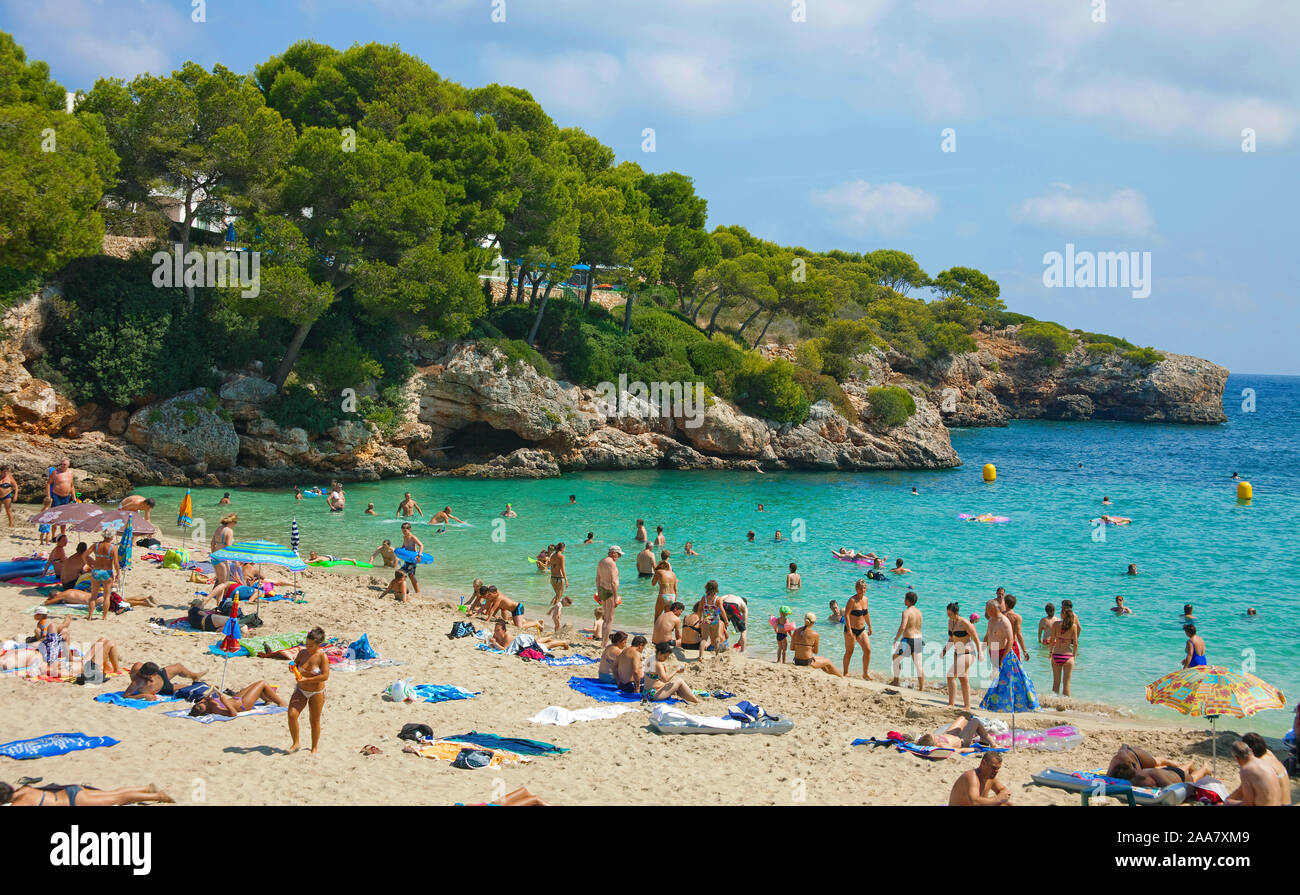 Cala Esmeralda, baignade idyllique plage de Cala D'Or, Majorque, îles Baléares, Espagne Banque D'Images