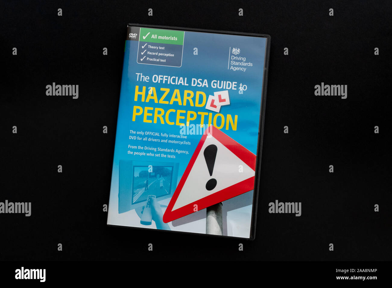 La Perception des dangers de la pratique du permis de conduire par le dvd de l'Agence des normes de conduite, UK Banque D'Images