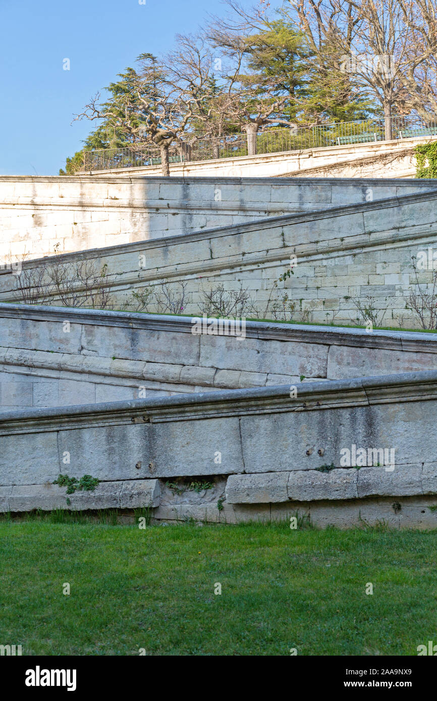 Sainte Anne d'escaliers dans le jardin des Doms Avignon France Banque D'Images
