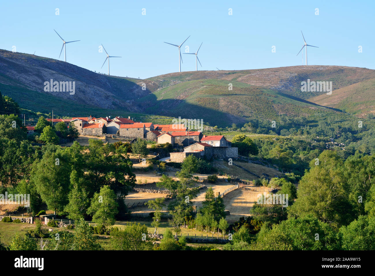 Le village rural de Branda dos Homens. Le parc national de Peneda Gerês, Portugal Banque D'Images