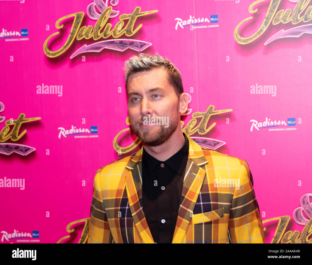 Lance Bass de NSync boyband assiste à l'ouverture & Juliet nuit au Shaftesbury Theatre, Londres. Banque D'Images