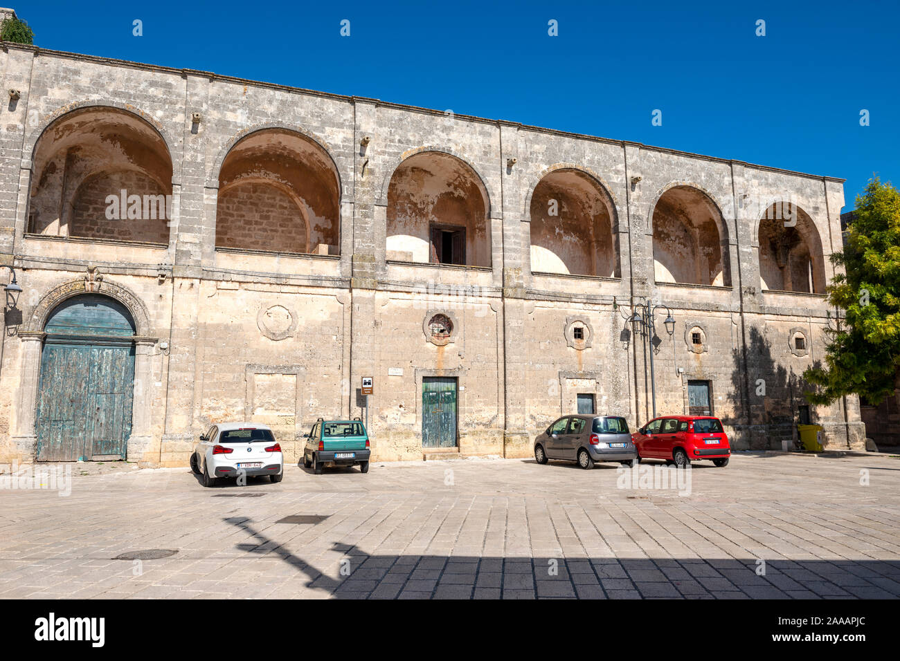 Palazzo Bacile sur la Piazza della Libertà à Castiglione en Apulie (Pouilles), Italie du Sud Banque D'Images