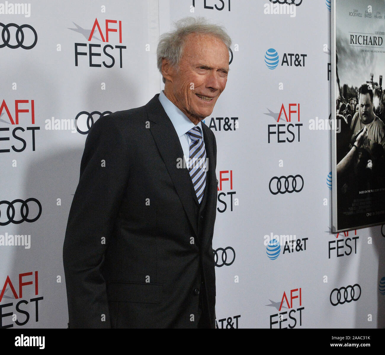 Los Angeles, United States. 20 Nov, 2019. Réalisateur Clint Eastwood assiste à la première de sa nouvelle motion picture drama 'Richard Jewell" au théâtre chinois de Grauman dans la section Hollywood de Los Angeles le mercredi, Novembre 20, 2019. Scénario : American security guard Richard Jewell (Paul Walter Hauser) sauve des milliers de vies à partir de l'explosion d'une bombe au Jeux Olympiques de 1996, mais il est dénigré par les journalistes et la presse qui a faussement déclaré qu'il était un terroriste. Photo par Jim Ruymen/UPI. Credit : UPI/Alamy Live News Banque D'Images
