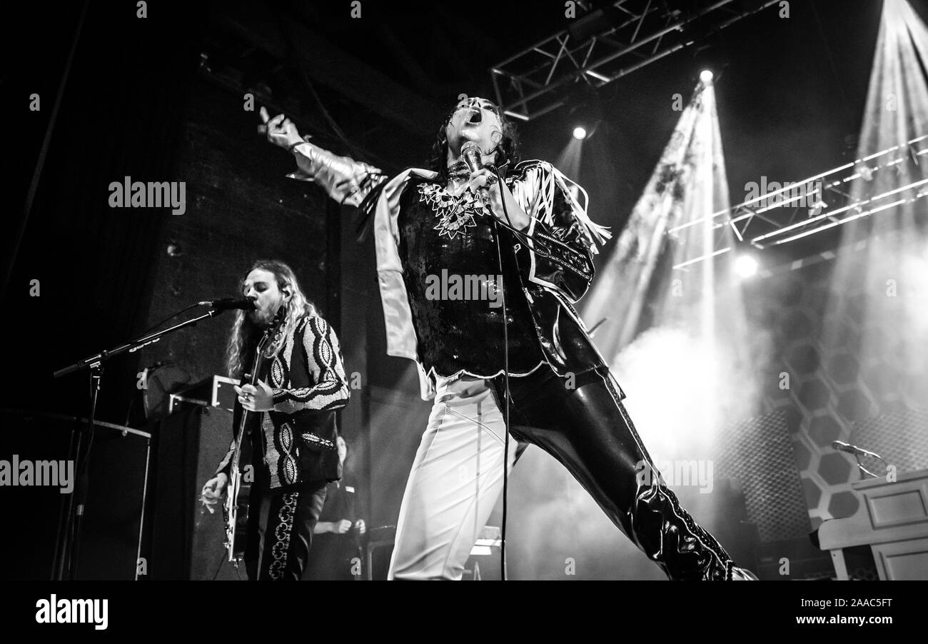 Les équilibreurs effectuer en direct sur scène à l'O2 Academy de Bournemouth, Dorset. Comprend : le framework Struts, Luc Spiller Où : Bournemouth, Dorset, Royaume-Uni Quand : 20 Oct 2019 Source : WENN.com Banque D'Images