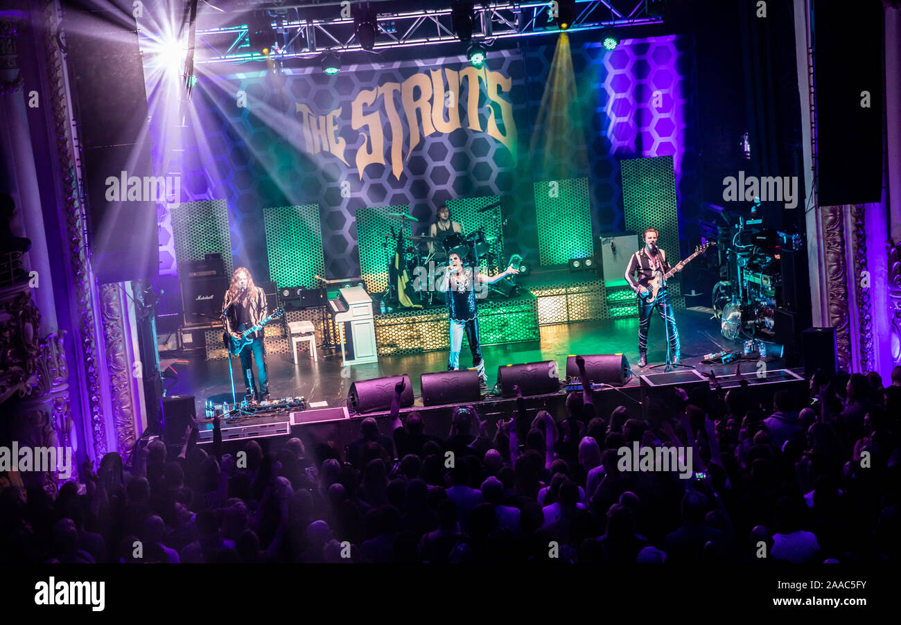 Les équilibreurs effectuer en direct sur scène à l'O2 Academy de Bournemouth, Dorset. Comprend : le framework Struts, l'atmosphère où : Bournemouth, Dorset, Royaume-Uni Quand : 20 Oct 2019 Source : WENN.com Banque D'Images