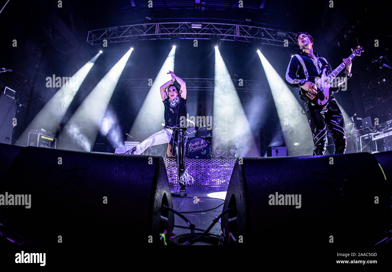 Les équilibreurs effectuer en direct sur scène à l'O2 Academy de Bournemouth, Dorset. Comprend : le framework Struts Où : Bournemouth, Dorset, Royaume-Uni Quand : 20 Oct 2019 Source : WENN.com Banque D'Images