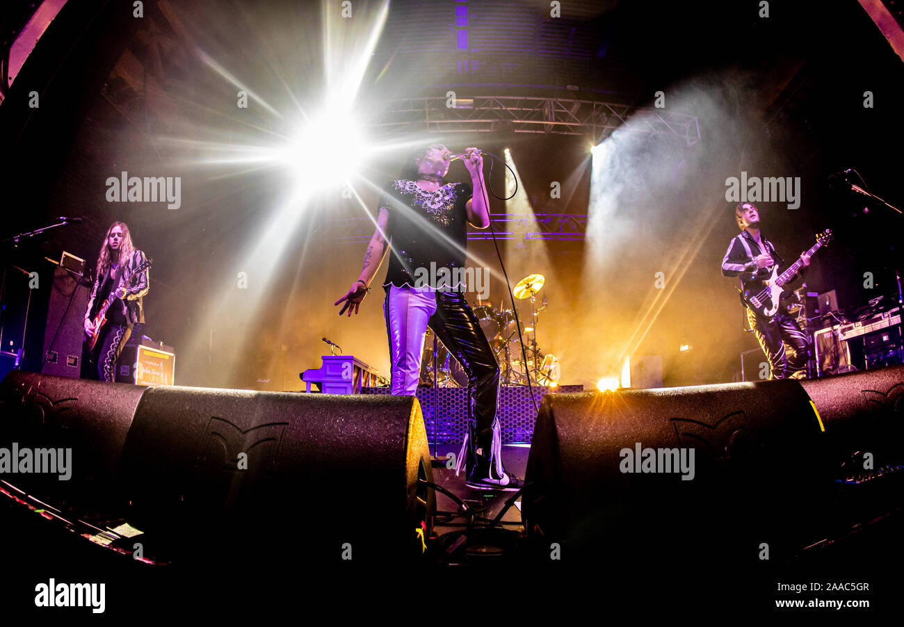 Les équilibreurs effectuer en direct sur scène à l'O2 Academy de Bournemouth, Dorset. Comprend : le framework Struts Où : Bournemouth, Dorset, Royaume-Uni Quand : 20 Oct 2019 Source : WENN.com Banque D'Images