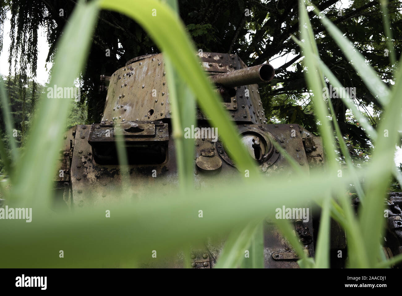 La découverte de minéraux n'était pas la première fois que Bougainville s'est trouvé soumis à calomnier l'ingérence extérieure. L'île a été le théâtre de violents f Banque D'Images