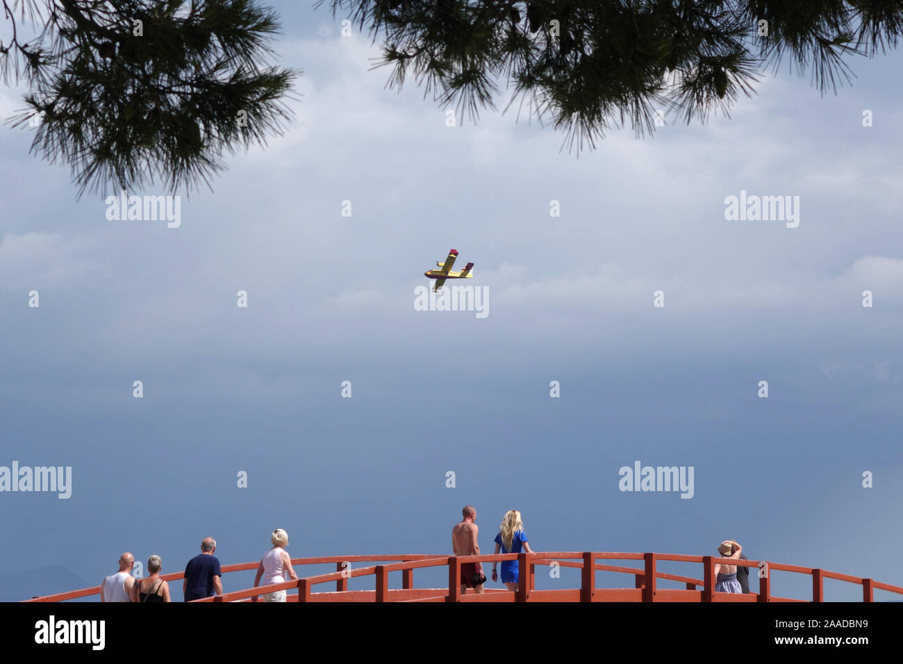 Canadair CL-415 amphibies hydravions de lutte contre l'incendie également connu sous le nom de Bombardier 415 , Alcudia, Mallorca, Espagne Banque D'Images