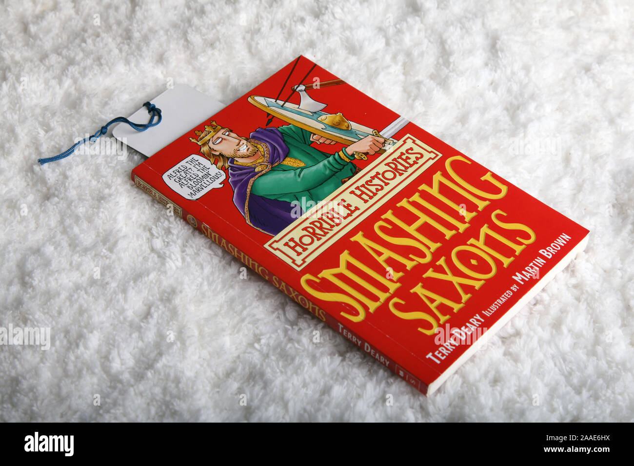 Histoires horribles Smashing Saxons Couverture de livre sur fond blanc Banque D'Images