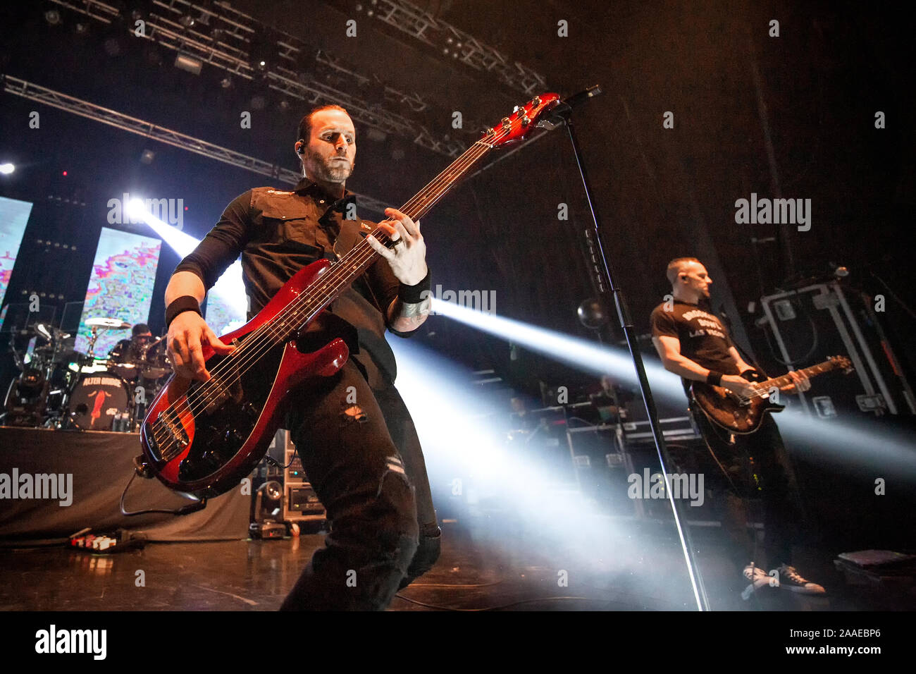 Oslo, Norvège. 17, novembre 2019. Le groupe de hard rock américain Alter Bridge effectue un concert live à Sentrum Scene à Oslo. Ici bassiste Brian Marshall est vu sur scène. (Photo crédit : Gonzales Photo - Terje Dokken). Banque D'Images