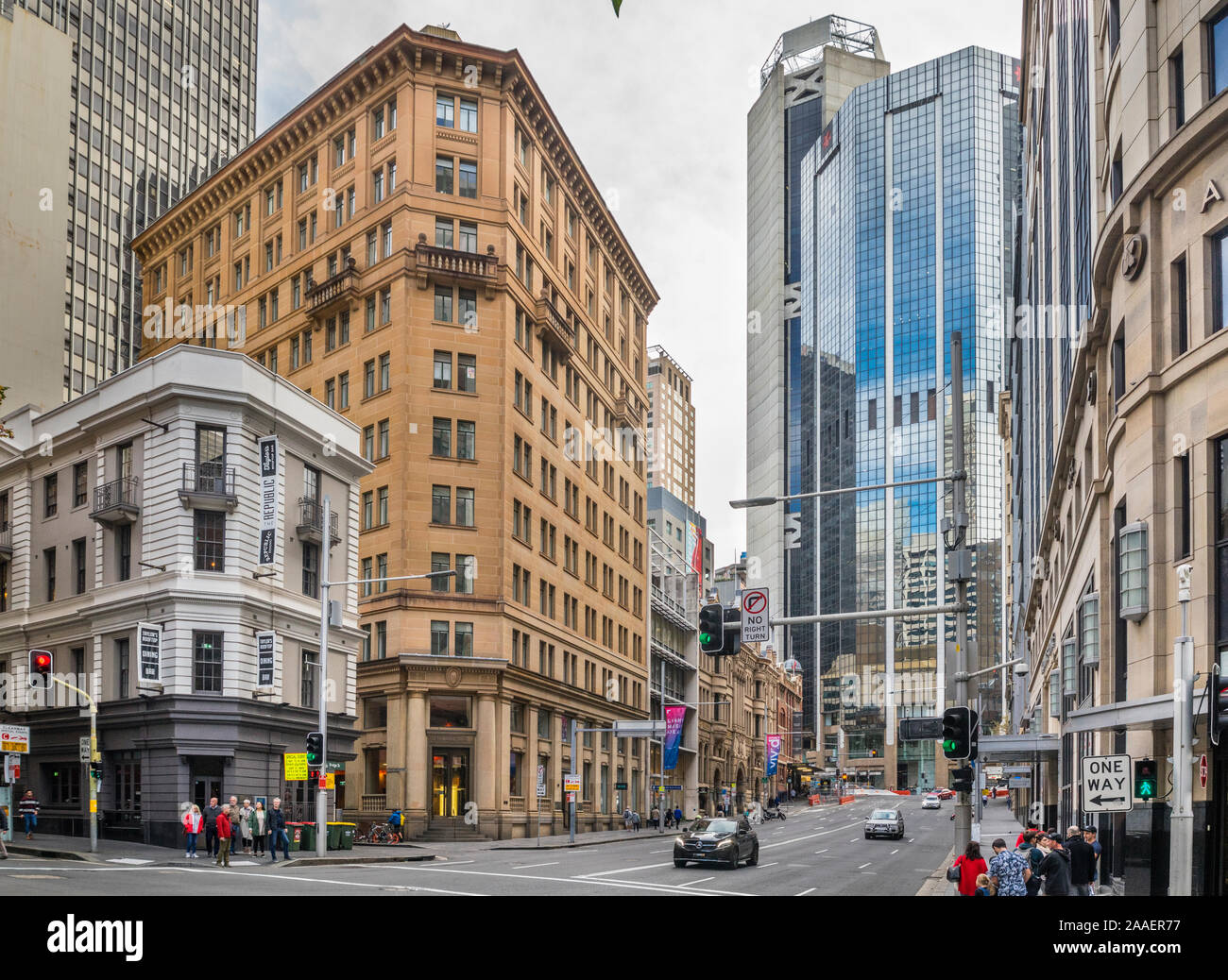 Corner Pitt Street et Bridge Street au coeur de la CBD de Sydney, Nouvelle Galles du Sud, Australie Banque D'Images