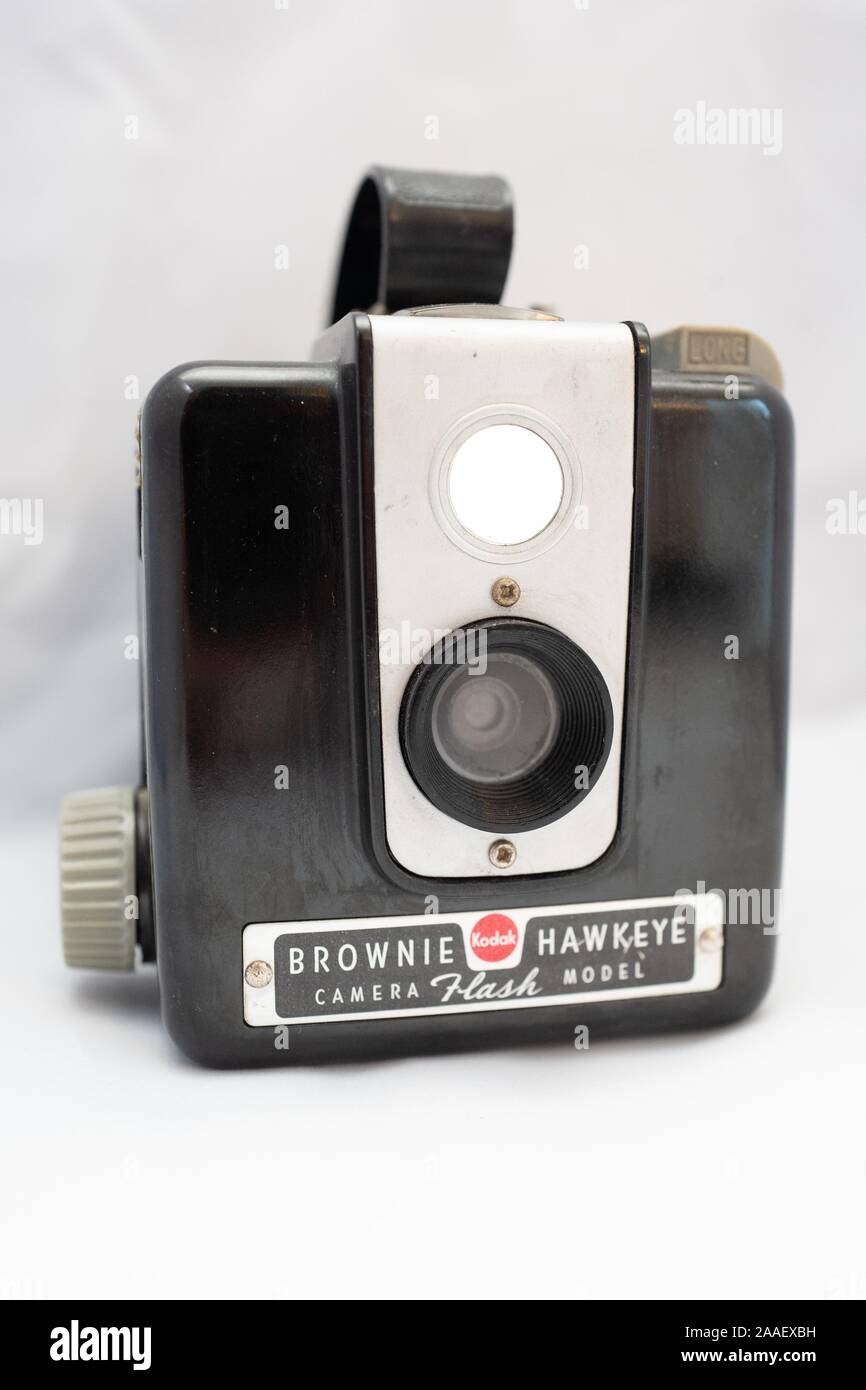 ANCIEN APPAREIL PHOTO BROWNIE FLASH CAMERA KODAK + FLASH C KODAK