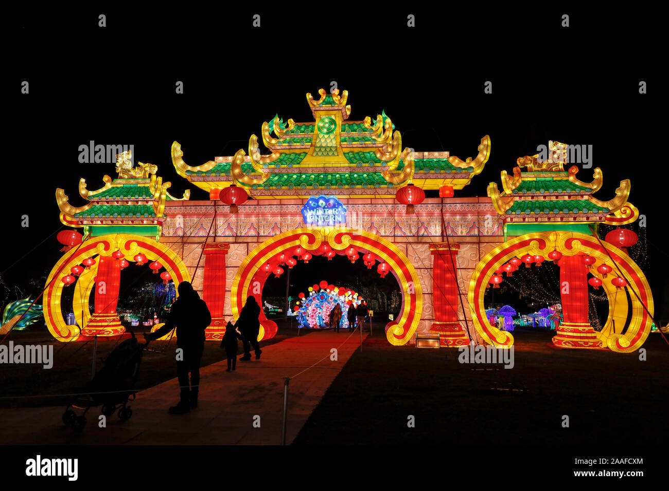 New York, USA. 20 Nov, 2019. LED-allumé lanternes sont vus à l'hiver de la ville de New York Festival à Staten Island, New York, États-Unis, 20 novembre 2019. La deuxième édition annuelle de la ville de New York Festival de lanternes d'hiver ont démarré le mercredi, comme des milliers de lampions allumés jusqu'à 10 acres de la ville, arrondissement de Staten Island. Credit : Muzi Li/Xinhua/Alamy Live News Banque D'Images