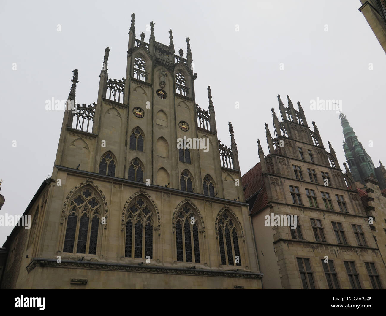 Munster, Allemagne - 28 décembre 2016 : gris brumeux matin dans les rues de la ville Banque D'Images