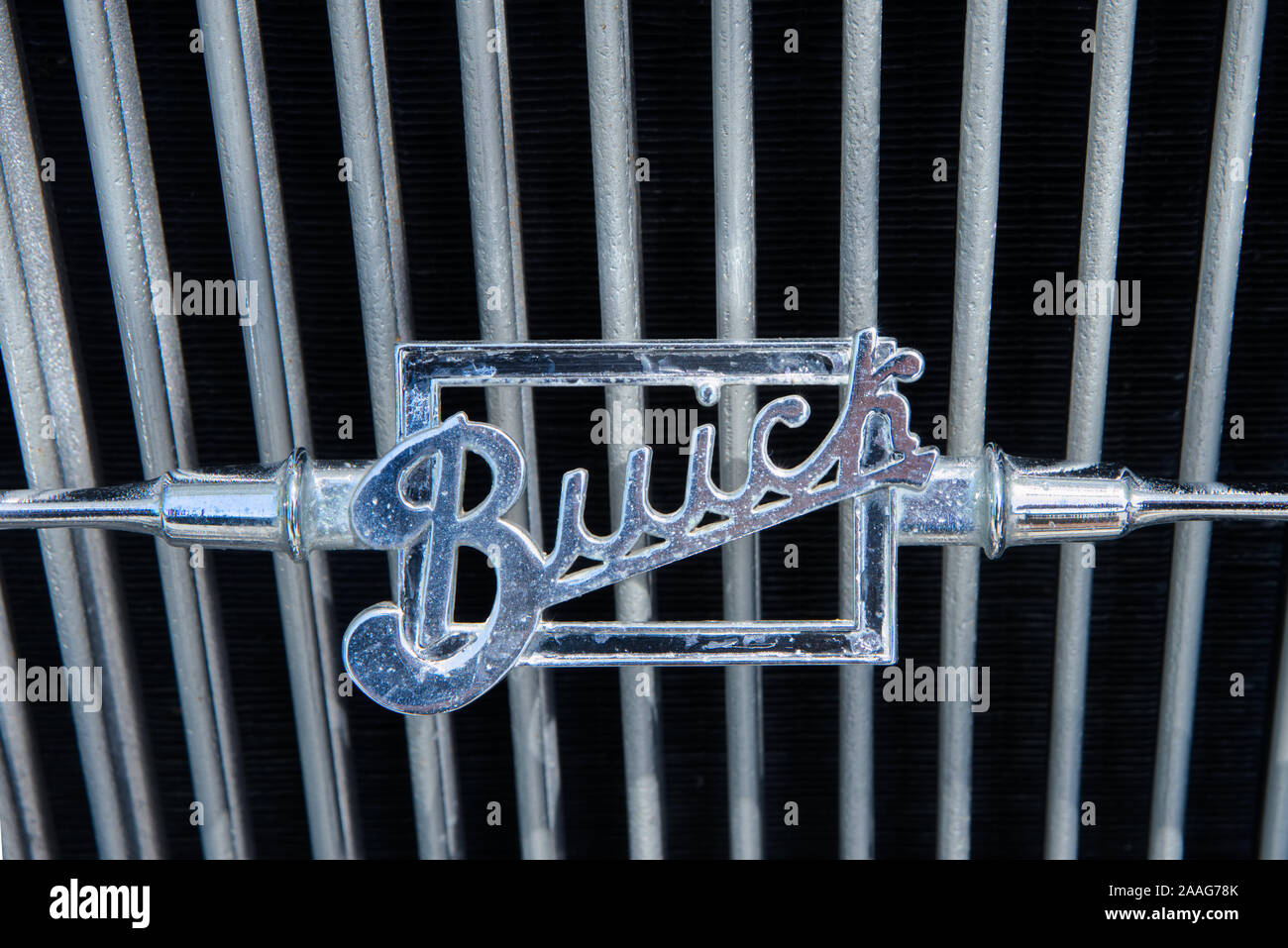 Libre de la grille d'un antique Buick Banque D'Images
