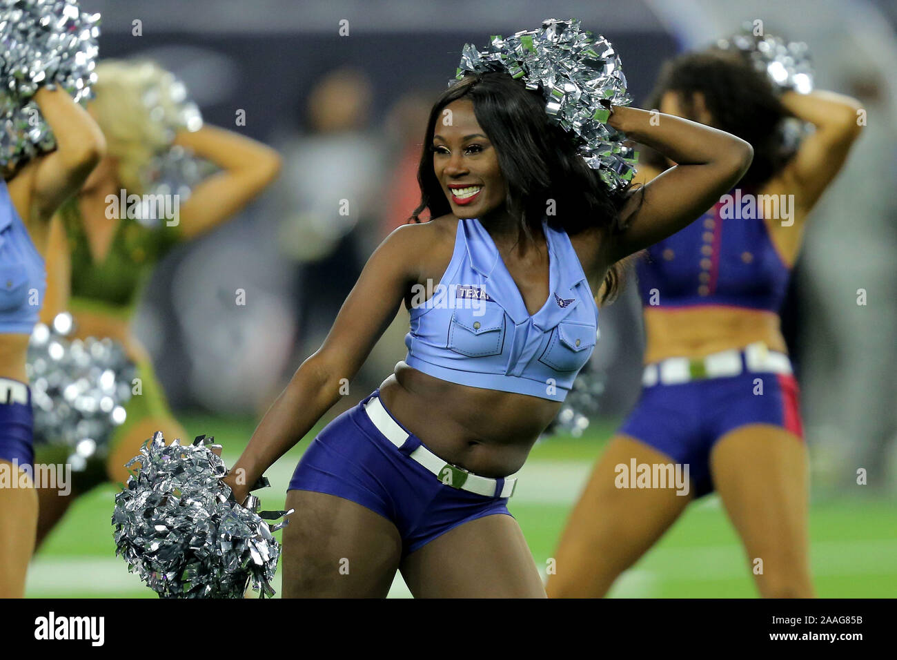 Houston, Texas, USA. 21 Nov, 2019. Un meneur de Houston Texans effectue avant le match de saison régulière de la NFL entre les Texans de Houston et les Indianapolis Colts à NRG Stadium à Houston, TX, le 21 novembre 2019. Crédit : Erik Williams/ZUMA/Alamy Fil Live News Banque D'Images