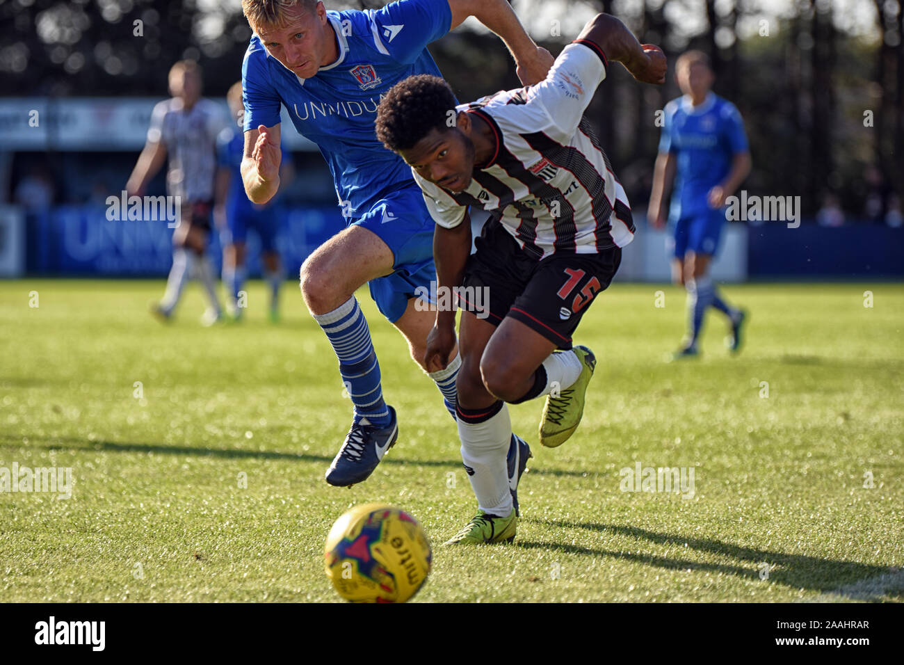 Swindon Wiltshire Fc Supermarine UK. Saison 2019/2020. Owura Edwards jouant pour Bath City dans la FA Cup Qualifier à Swindon Supermarine Fc Banque D'Images