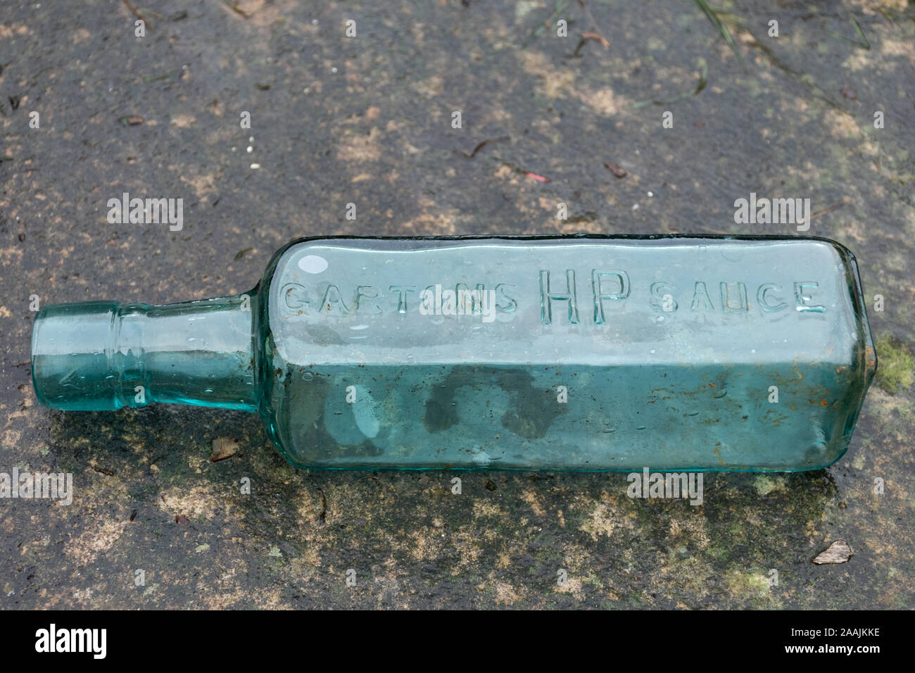 Gartons Vintage bouteille Sauce HP, ancienne bouteille en verre vert, UK Banque D'Images