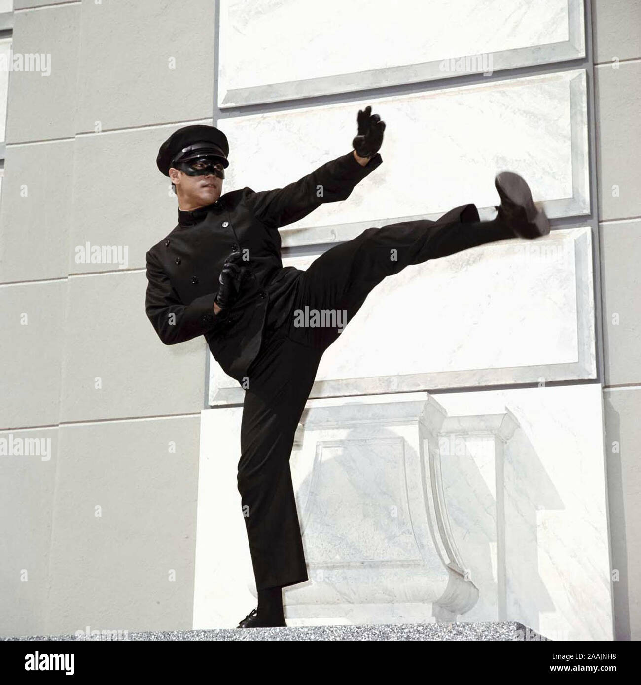 BRUCE LEE dans le frelon vert (1966), réalisé par William Beaudine, ALLEN REISNER ET ROBERT L.(E) AMI(E). Crédit : 20TH CENTURY FOX / Album Banque D'Images