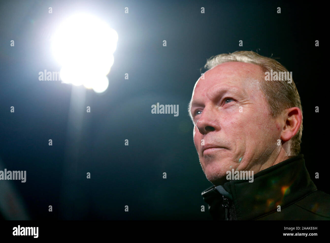 HELMOND, 22-11-2019 , KeukenKampioen Divisie néerlandaise 2019-2020. Helmond Sport - NEC. Helmond Sport trainer coach Wil Boessen avant que le jeu d'Helmond Sport - NEC. Banque D'Images