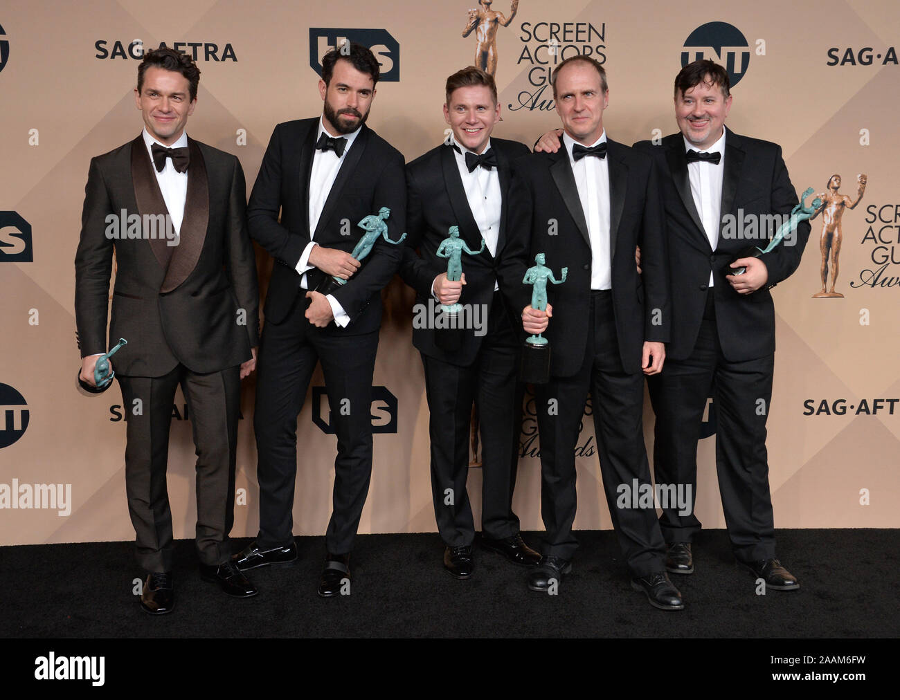 LOS ANGELES, CA - 30 janvier 2016 : 'Downton Abbey' étoile Julian Ovenden, Tom Cullen, Allen Leech, Kevin Doyle et Jeremy Swift au SAG Awards 2016 © 2016 Paul Smith / Featureflash Banque D'Images