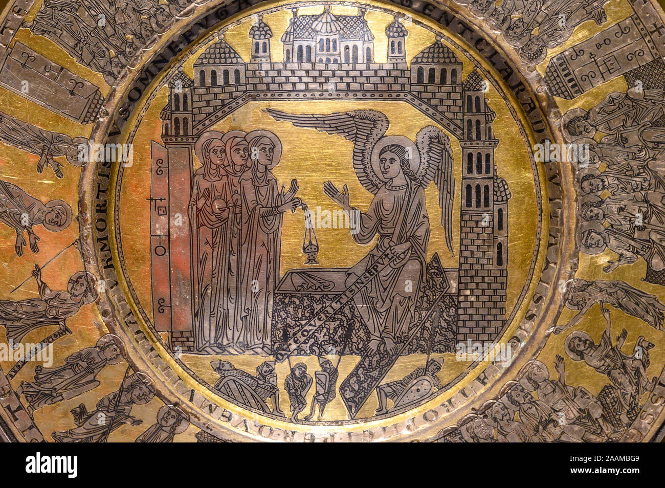 Patène (appartenant à Calice Wilten) de (probablement) de Basse-Saxe. Autour de l'année 1160/70. Banque D'Images