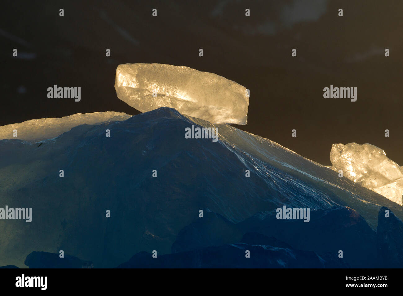 Spitzberg, Landschaft mit Wolkenstimmung Banque D'Images