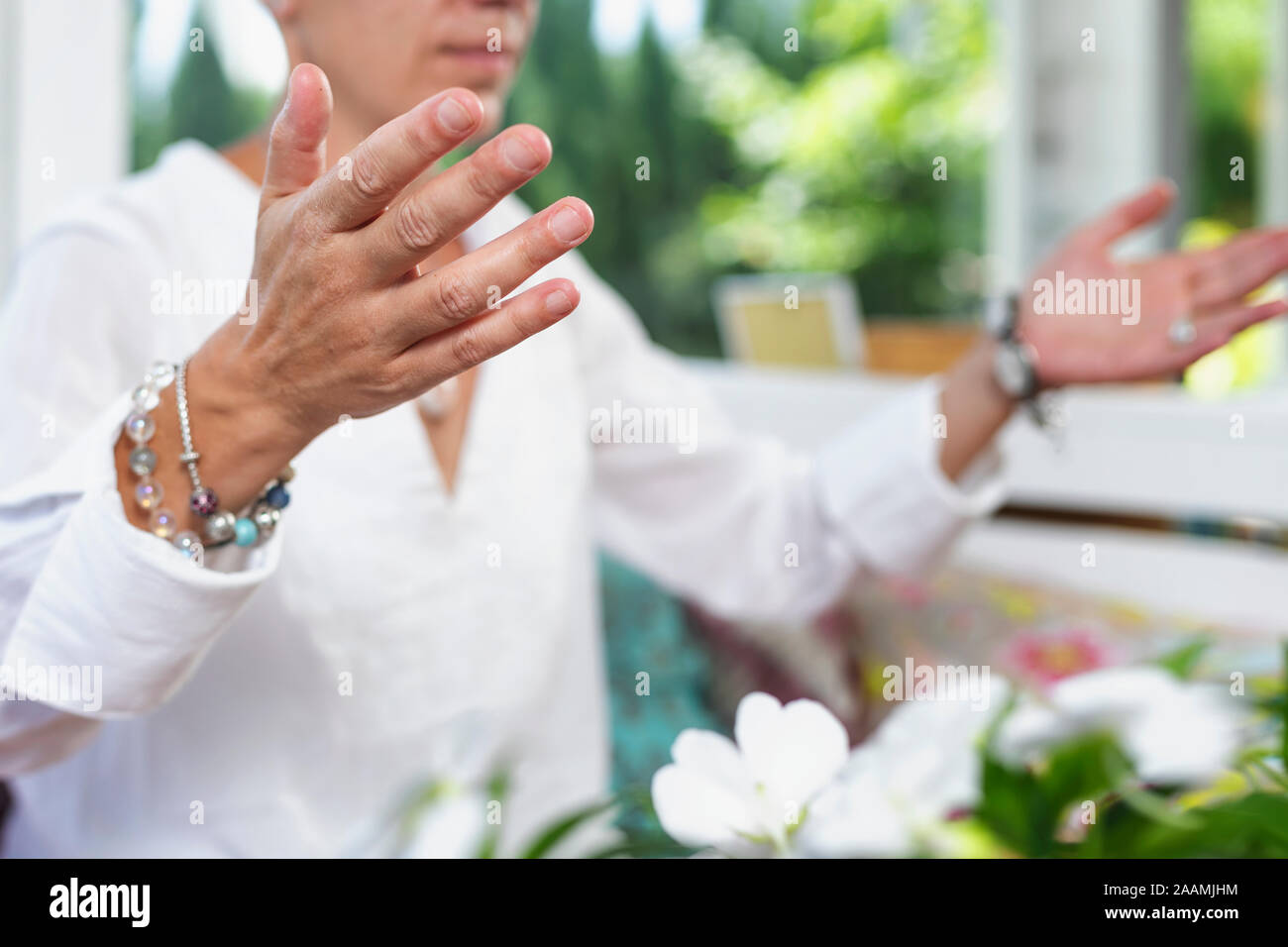 L'énergie positive pratique de méditation Banque D'Images