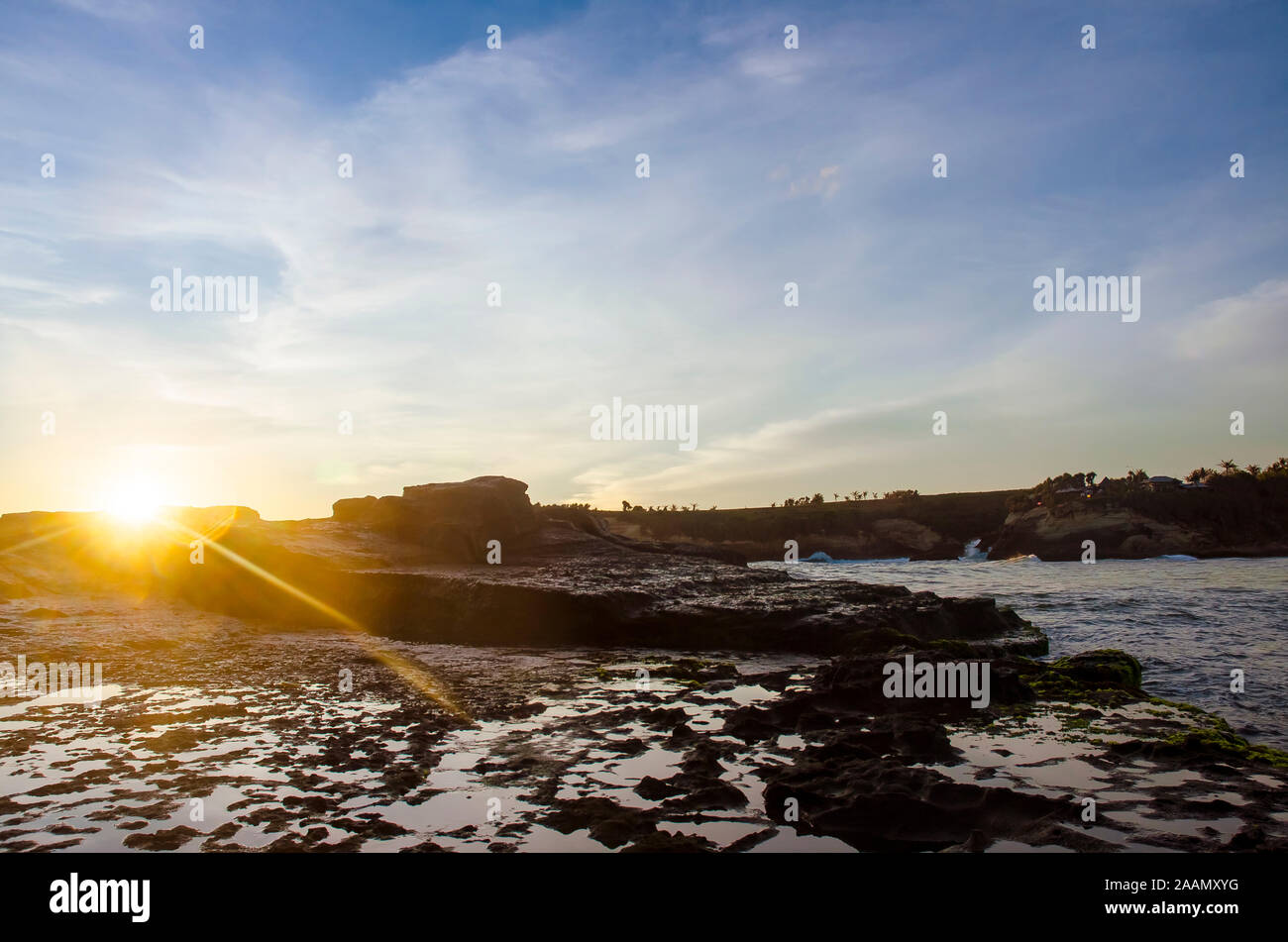 Dans Klayar Sunset Beach, Pacitan, East Java Banque D'Images