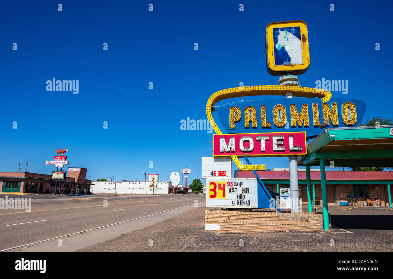 Tucumcari, New Mexico, USA. 14 mai, 2019. Le Palomino Motel est un bâtiment historique sur la route 66 qui invite tous les voyageurs fatigués de se reposer dans un tr Banque D'Images