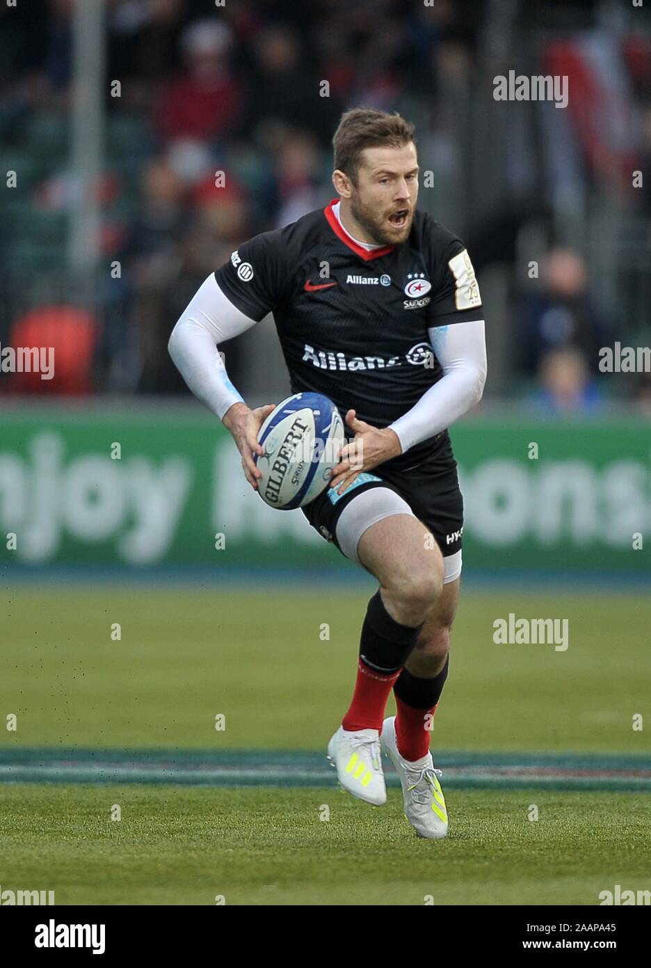 Hendon. United Kingdom. 23 novembre 2019. Elliot Daly (sarrasins). Saracens v Ospreys. Piscine 4. Heineken Cup Champions. Deuxième (2e) tour. Allianz Park. Hendon. Londres. UK. Garry Crédit/Sport sous gaine en images/Alamy Live News. Banque D'Images