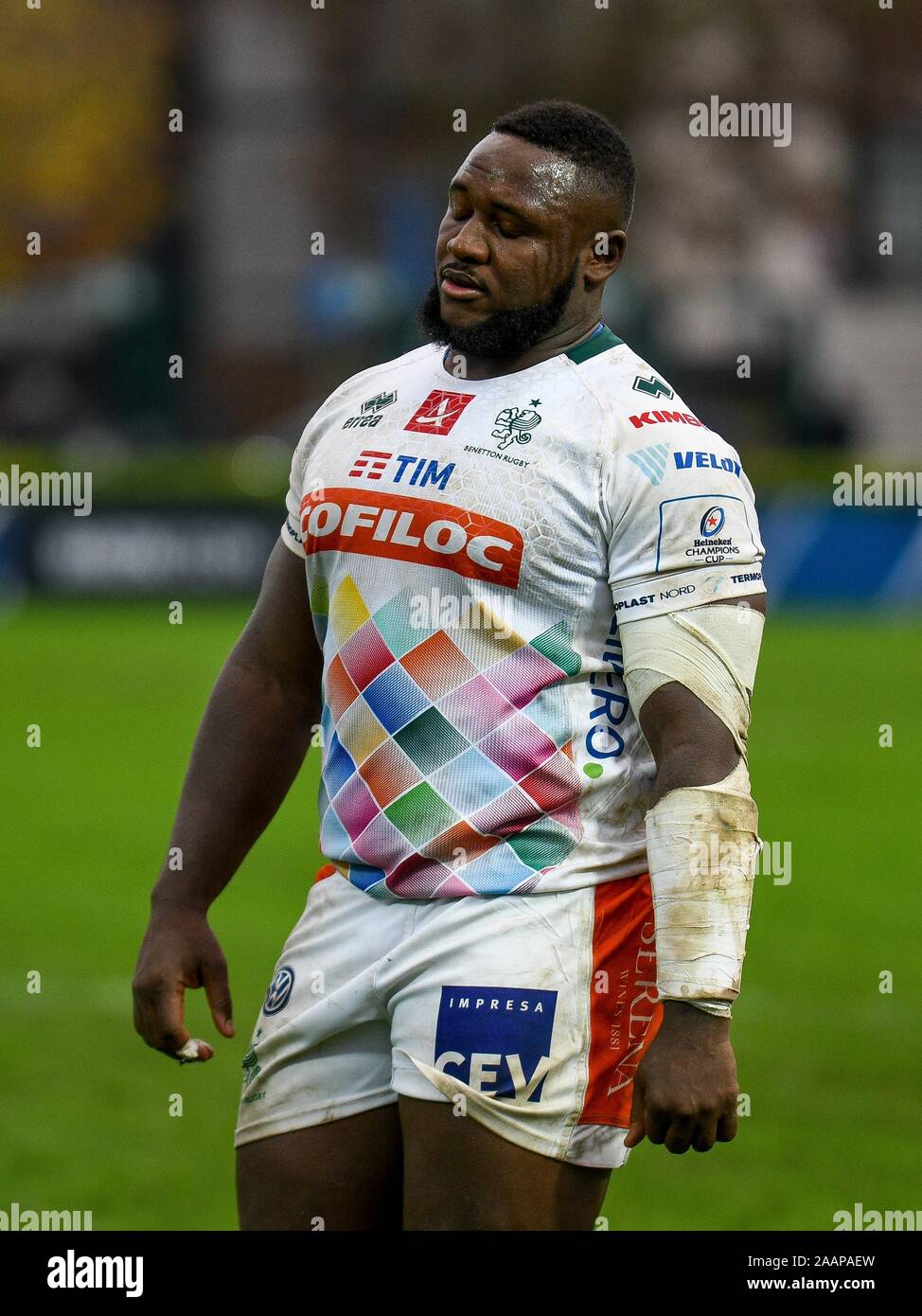 Treviso, Italie. 23 Nov, 2019. illusion de chérif traore (Trévise) lors de Benetton Treviso vs Northampton Saints, Rugby Heineken Cup Champions à Trévise, en Italie, le 23 novembre 2019 : Crédit Photo Agency indépendante/Alamy Live News Banque D'Images