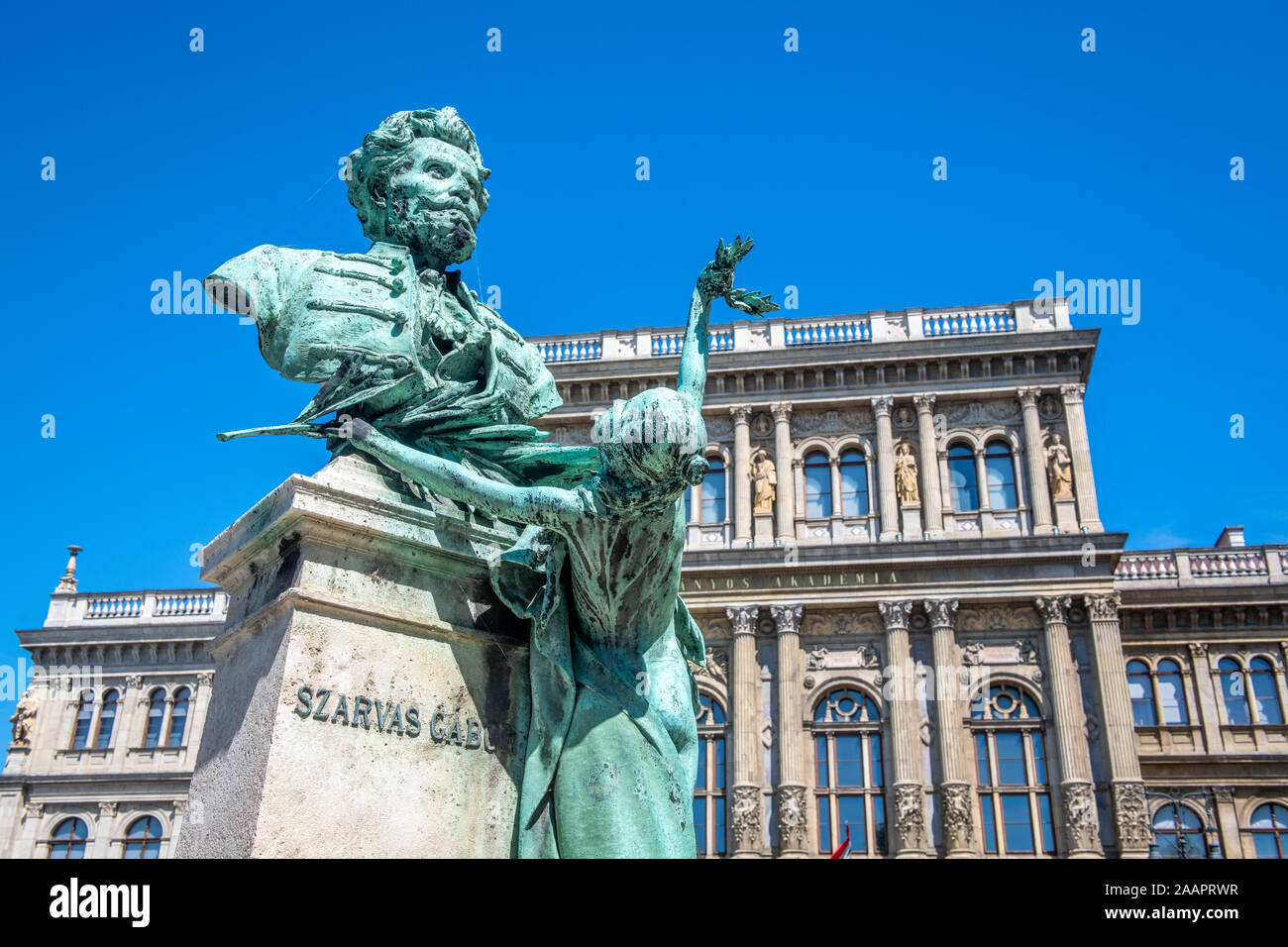 Une statue du célèbre linguiste Hongrois Gabor Szarvas, Budapest, Hongrie Banque D'Images