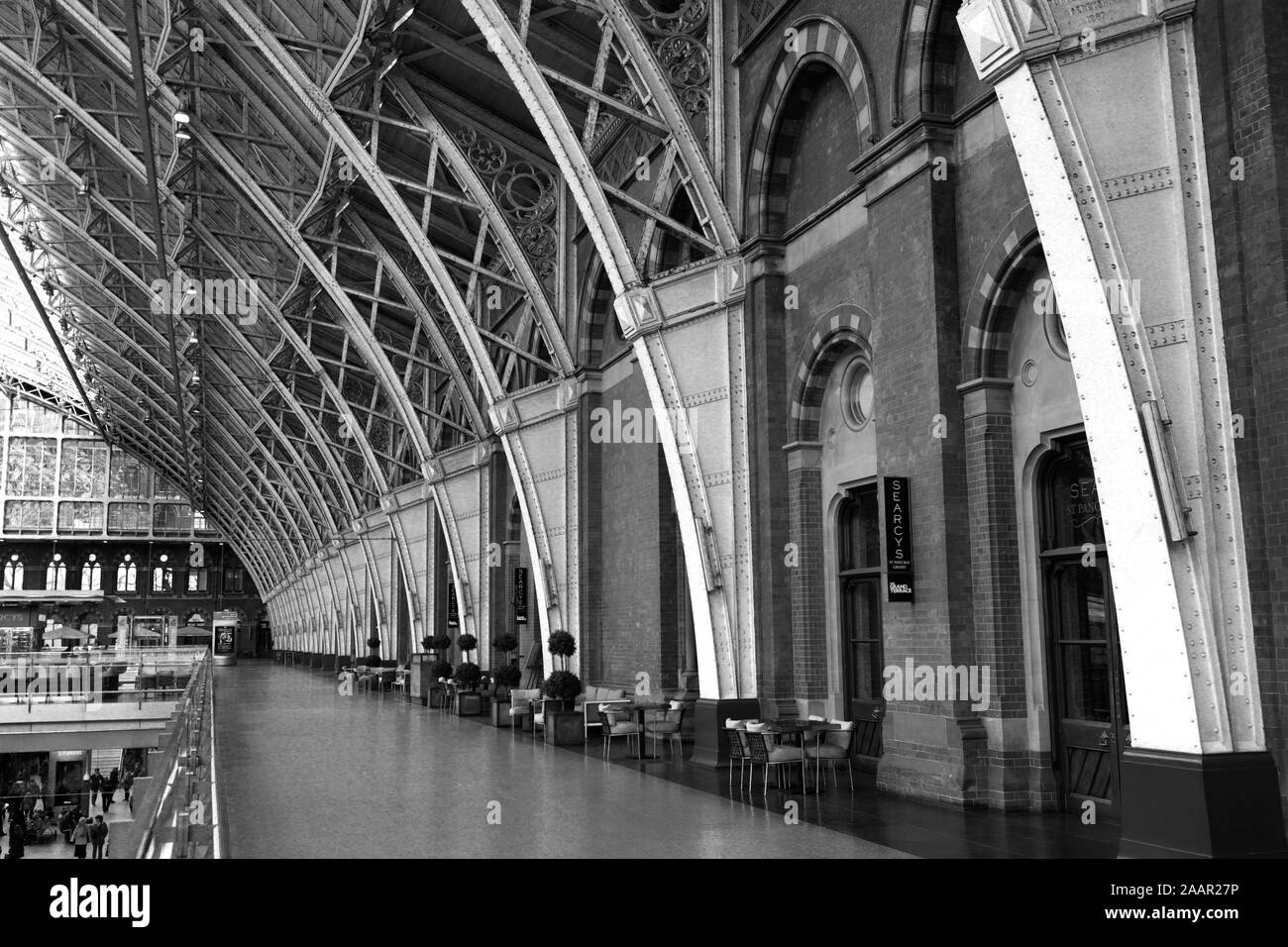 Intérieur de la gare de St Pancras, de Liège, ville de Londres, Angleterre Banque D'Images