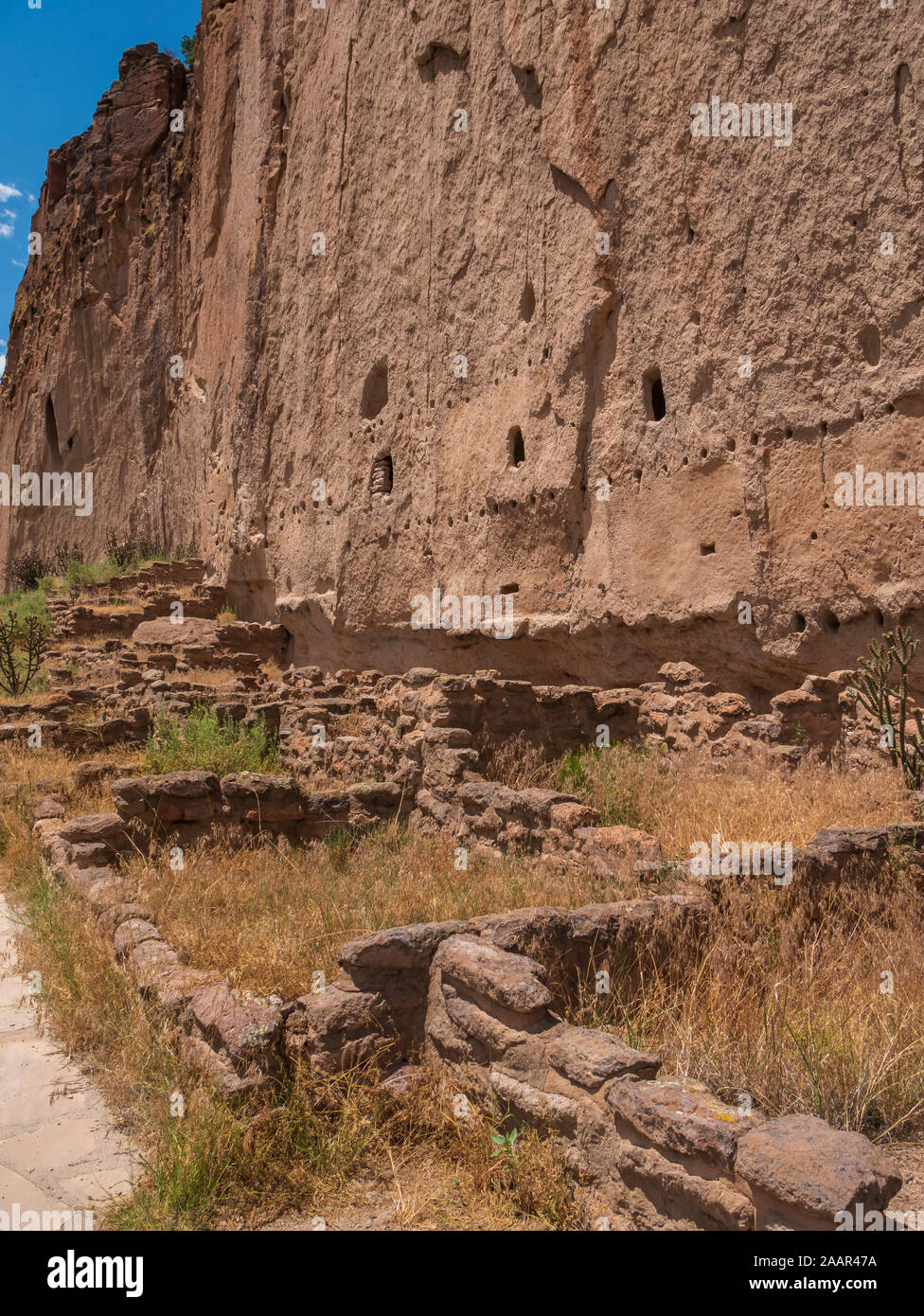 Mur d'habitation, Bandelier National Monument, Los Alamos, Nouveau Mexique. Banque D'Images
