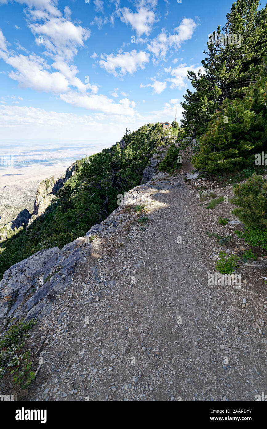 Négliger de Sandia Crest dans les montagnes de Sandia près de Albuquerque, Nouveau Mexique Banque D'Images