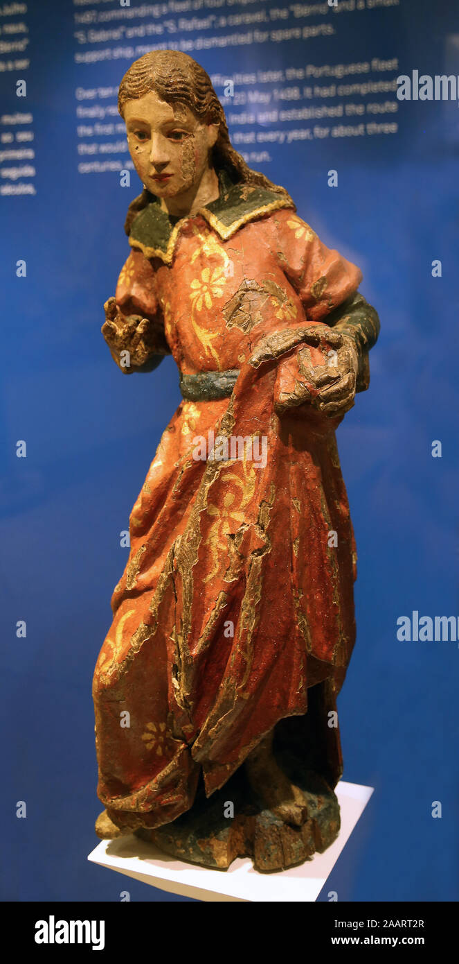 Archange Saint Raphaël. Statue en bois, effectué sur le navire en premier voyage en Inde (1497-99) avec l'explorateur Vasco de Gama. Banque D'Images