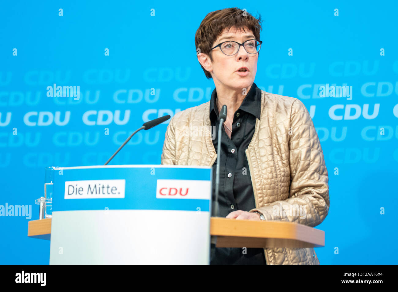 Annegret Kramp-Karrenbauer parlant le 28 octobre 2018 lors d'une conférence de presse de la CDU à Berlin Banque D'Images