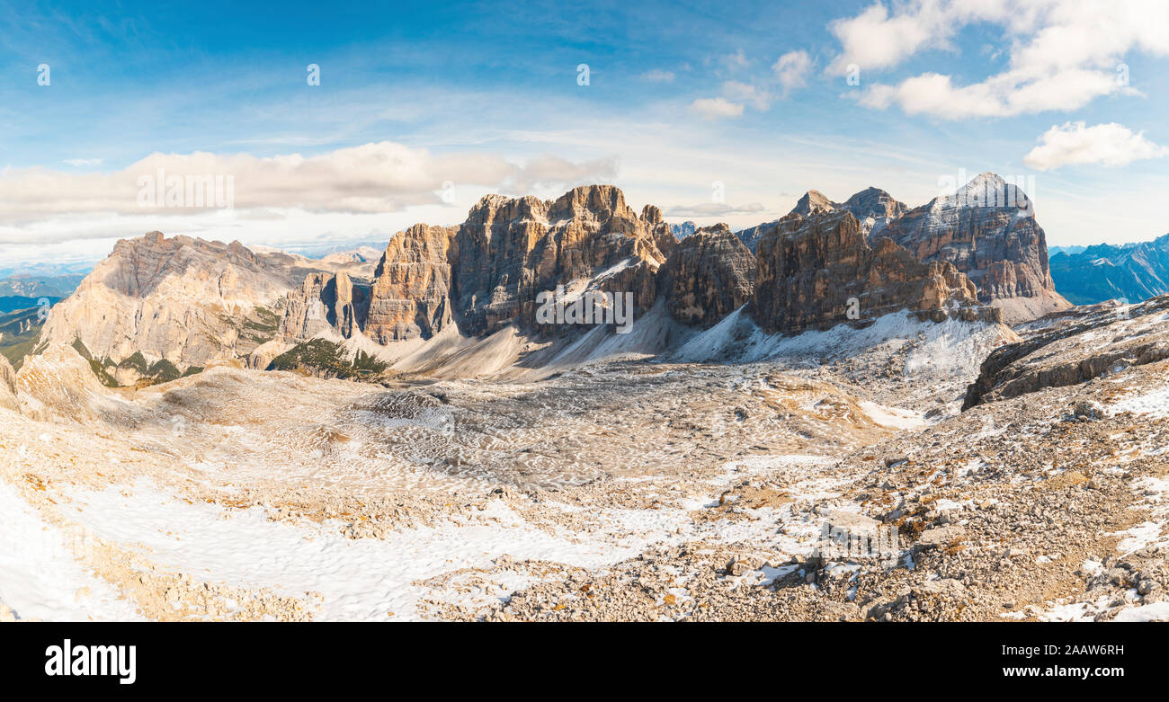 Vue panoramique des montagnes vu de Lagazuoi, Italie Banque D'Images