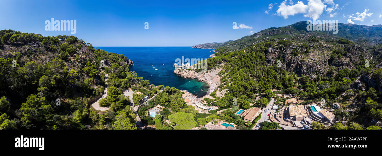 L'Espagne, Îles Baléares, Mallorca, Cala Deia, aerail de bay view Banque D'Images